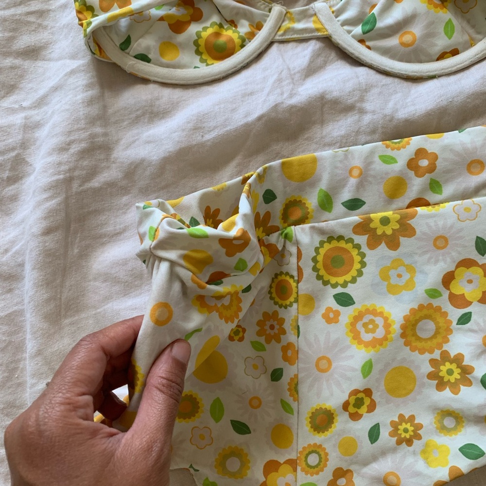🌼Retro print Swim Suit Inner Relm S/XS🌼 - Picture 8 of 10